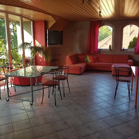 Szigeti Apartmanhaz Pécs Extérieur photo