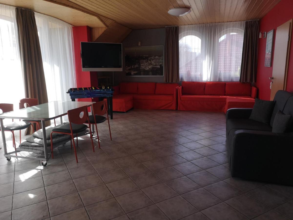 Szigeti Apartmanhaz Pécs Extérieur photo